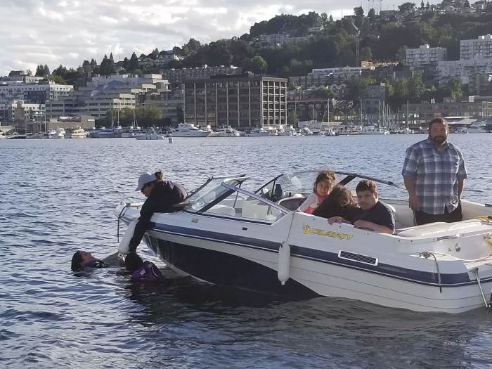 it's a boat with it's fenders down!